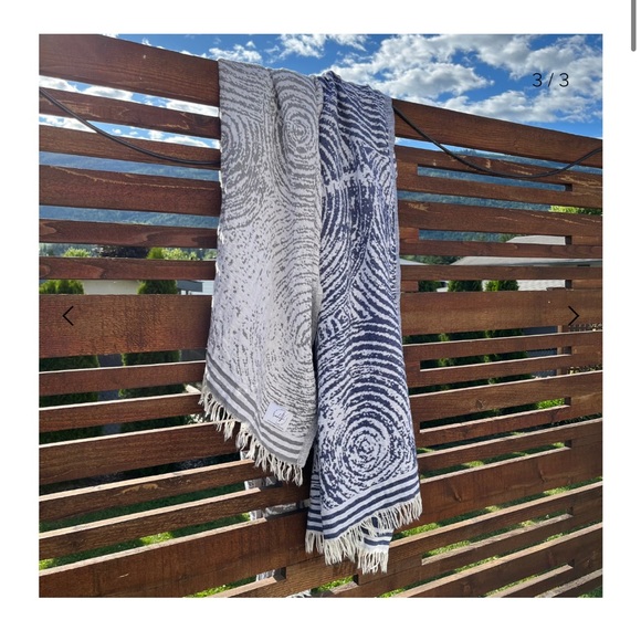 Beach Towel - The Kalli Towel - Picture 3 of 4